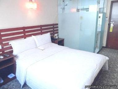 Super 8 Beijing Guang Ming Qiao Hotel Ngoại thất bức ảnh
